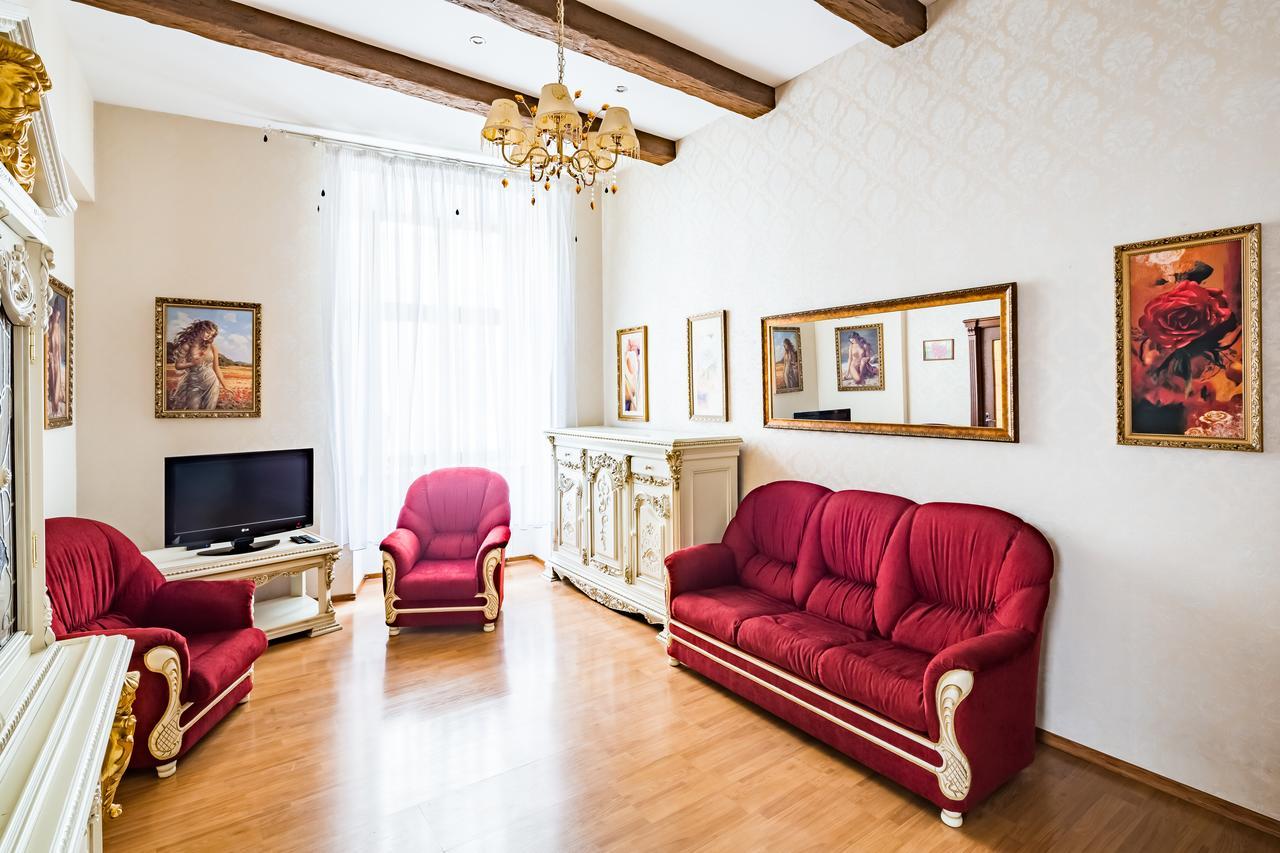 2 Virmens'Ka Apartment Lvov Exteriér fotografie