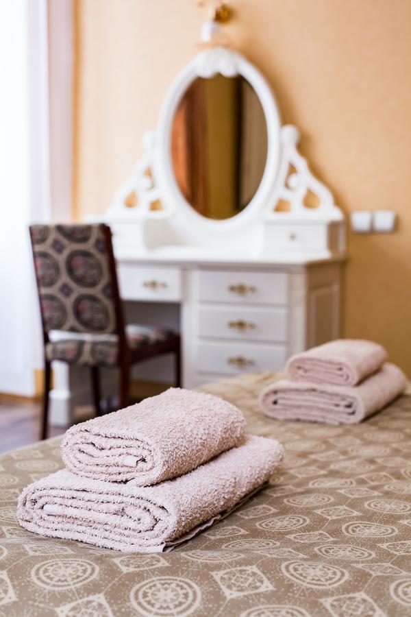 2 Virmens'Ka Apartment Lvov Exteriér fotografie