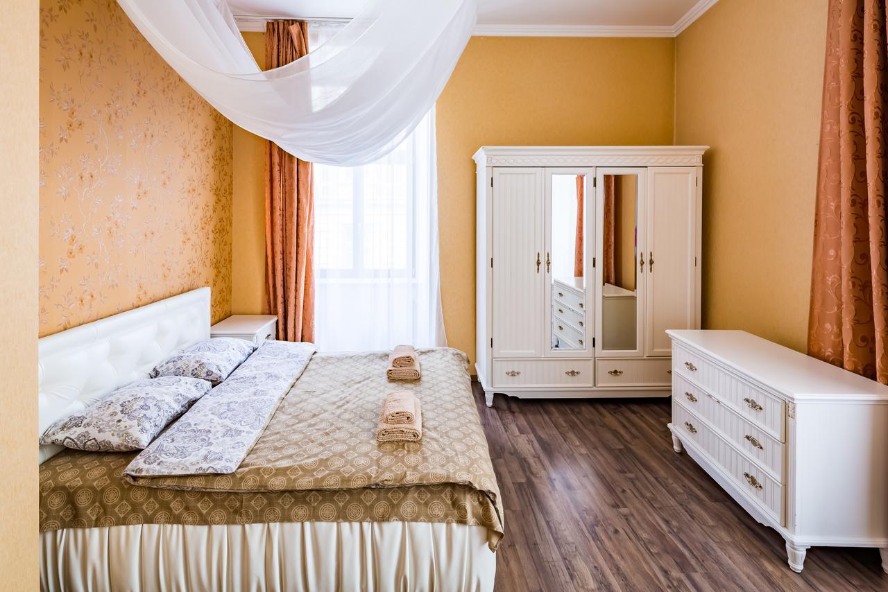 2 Virmens'Ka Apartment Lvov Exteriér fotografie